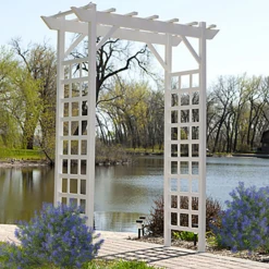 Vinyl Lattice Arbor